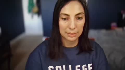 sophiadover online show from 1, 3, 2026