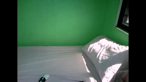 Snapshot of sophialaurel chatting on 6, 6, 2026 sophialaurel online show from 6, 6, 2026