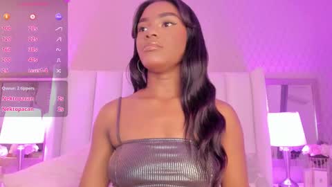 SophiaSmiths online show from 18, 2, 2025