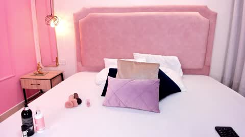 SOPHIA online show from 3, 2, 2025