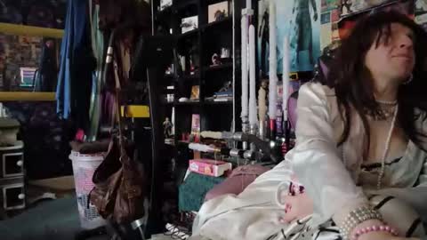 Sophie Satin1980 online show from 1, 4, 2026