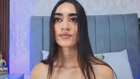 Snapshot of sophie_deargb chatting on 8, 3, 2025 Sofia santodomingo online show from 8, 3, 2025