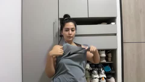 Snapshot of sophie_foxxx chatting on 28, 4, 2026 Sophie online show from 28, 4, 2026