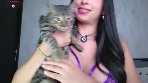  Sophie  online show from 6, 3, 2026