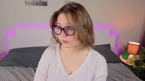 Snapshot of sophieblush chatting on 15, 6, 2026 Sophia online show from 15, 6, 2026