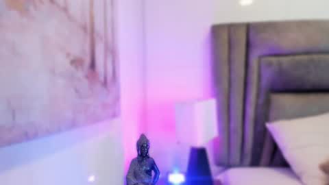 Sophie  online show from 5, 3, 2025