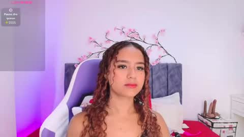 Snapshot of sophiee_velvet chatting on 23, 6, 2026 online show from 23, 6, 2026