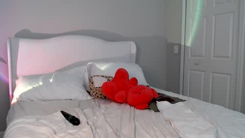 Sophie Star online show from 3, 2, 2026