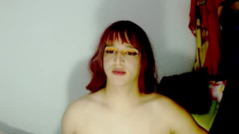 sophiehillsxo online show from 5, 1, 2025