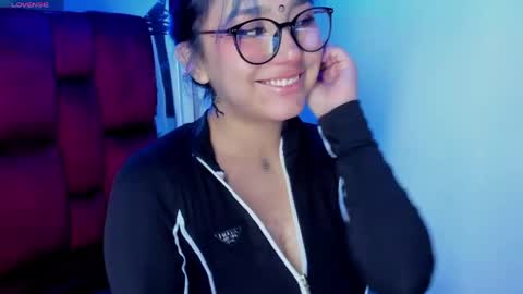   Sophie  online show from 21, 4, 2026