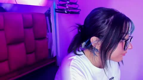 Snapshot of sophievv chatting on 30, 4, 2026 Sophie online show from 30, 4, 2026