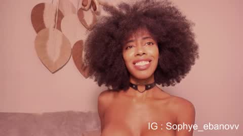 Snapshot of sophye_ebanov chatting on 8, 3, 2026 SEE U HERE OF online show from 8, 3, 2026