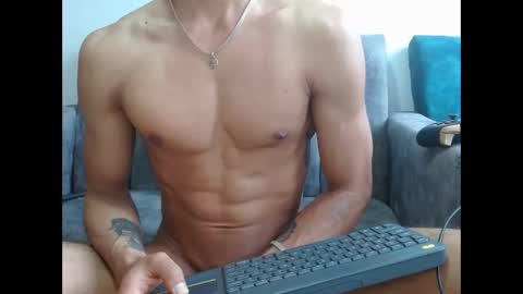 Snapshot of sornero777111 chatting on 15, 4, 2026 businessman online show from 15, 4, 2026