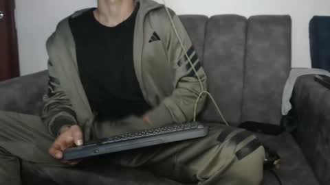Snapshot of sornero777111 chatting on 14, 5, 2026 businessman online show from 14, 5, 2026