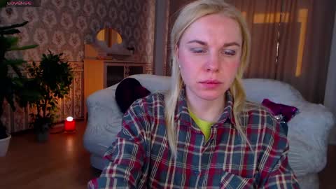 Lisa online show from 5, 4, 2026