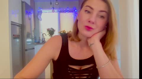 Snapshot of soulmategirl chatting on 14, 1, 2025 SoulMate online show from 14, 1, 2025