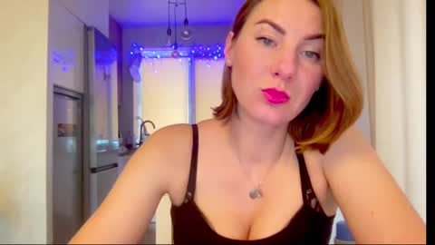 Snapshot of soulmategirl chatting on 28, 2, 2025 SoulMate online show from 28, 2, 2025