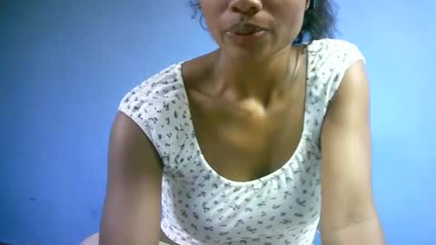 sourayaa online show from 8, 4, 2026