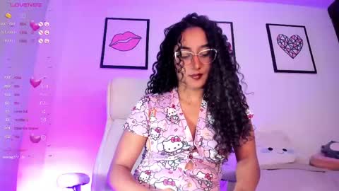 Snapshot of soyjuliana19 chatting on 12, 3, 2025 Juliana online show from 12, 3, 2025