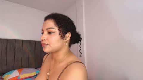 Snapshot of soynerea chatting on 17, 5, 2026 online show from 17, 5, 2026