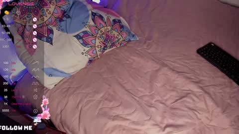 Snapshot of soyvane chatting on 16, 12, 2024 VANESSA online show from 16, 12, 2024