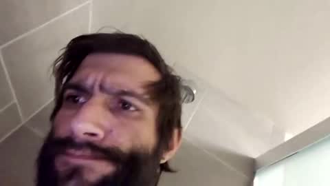 Snapshot of spacecase843 chatting on 9, 1, 2025 TrndSettrz online show from 9, 1, 2025