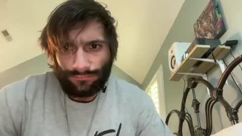 Snapshot of spacecase843 chatting on 26, 1, 2025 TrndSettrz online show from 26, 1, 2025