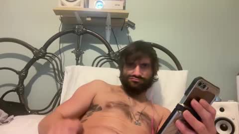 Snapshot of spacecase843 chatting on 27, 1, 2025 TrndSettrz online show from 27, 1, 2025