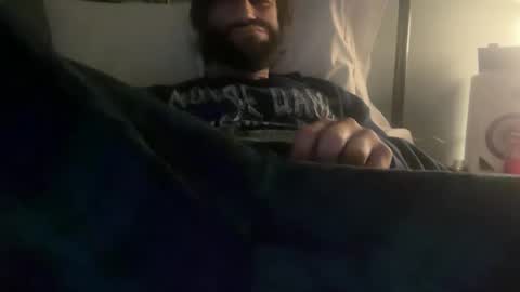 Snapshot of spacecase843 chatting on 30, 1, 2025 TrndSettrz online show from 30, 1, 2025