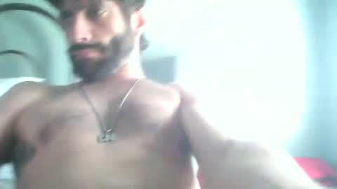 Snapshot of spacecase843 chatting on 5, 3, 2025 TrndSettrz online show from 5, 3, 2025