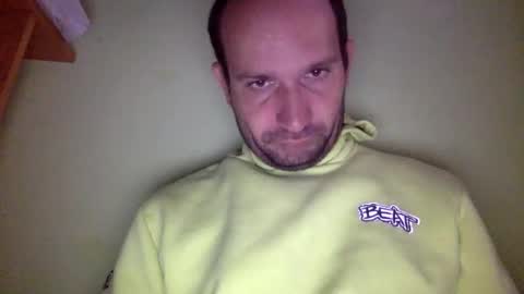 Snapshot of sparei7 chatting on 4, 10, 2025 Snaiky online show from 4, 10, 2025