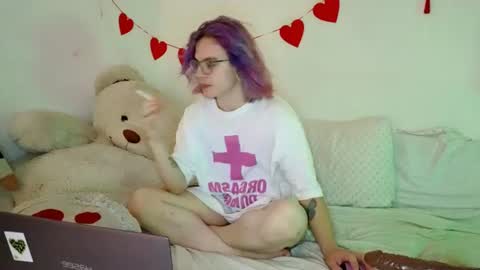 Snapshot of sparkyferret chatting on 22, 7, 2026 sparkyferret online show from 22, 7, 2026