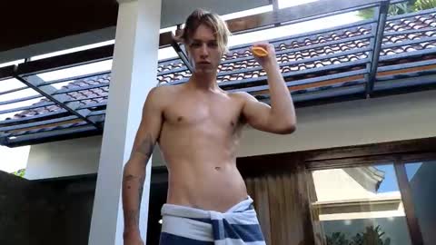 Sasha --  online show from 28, 3, 2026