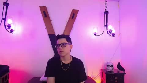 spencerm_ online show from 22, 11, 2025