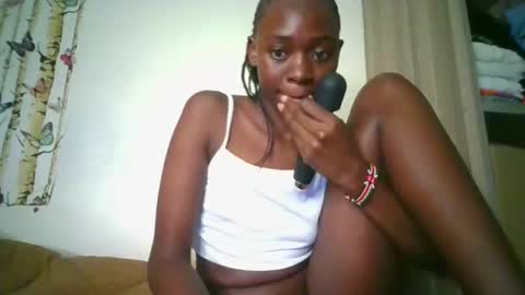 Snapshot of spicedebony13 chatting on 24, 6, 2026 spicedebony13 online show from 24, 6, 2026