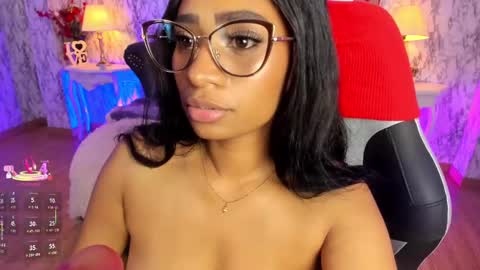 Amelia      GTM-5 817       IG Spicychoco am online show from 19, 2, 2025