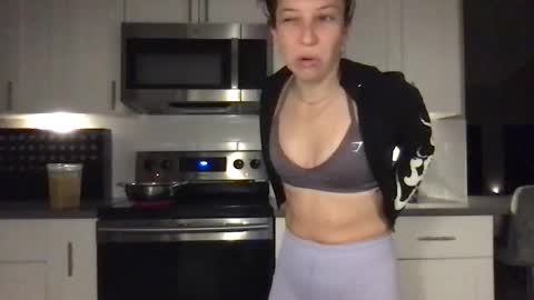 Alexi online show from 12, 11, 2025