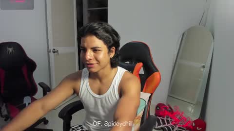 Snapshot of spideychill chatting on 7, 7, 2026 spideychill online show from 7, 7, 2026