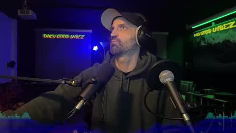 Snapshot of splivke chatting on 15, 11, 2025 Splivke online show from 15, 11, 2025