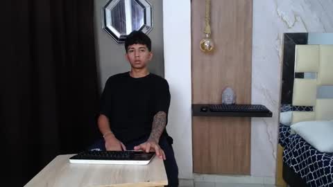 Snapshot of spm_rayy chatting on 10, 11, 2025 RAY online show from 10, 11, 2025