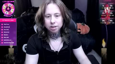 Snapshot of spookbats chatting on 17, 11, 2025 Shio online show from 17, 11, 2025