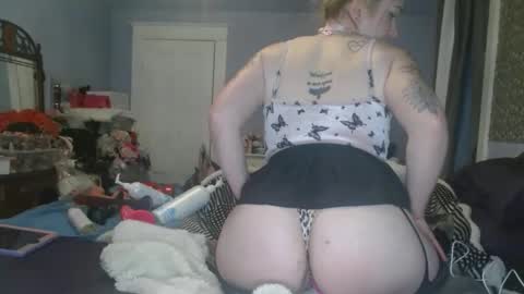 Snapshot of sporegeous chatting on 25, 4, 2026 sporegeous online show from 25, 4, 2026