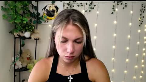 Snapshot of sport_tall_karina chatting on 16, 6, 2026 Karina online show from 16, 6, 2026
