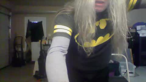 Snapshot of spunslut212 chatting on 19, 9, 2025 spunslut212 online show from 19, 9, 2025