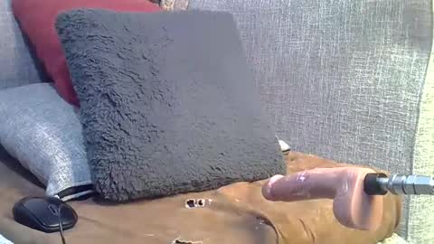 slutty online show from 13, 3, 2026