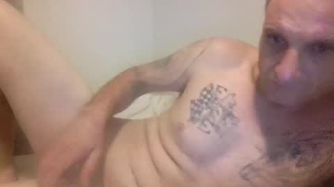 Snapshot of squirtn4mee chatting on 17, 9, 2025 Squirtn4mee online show from 17, 9, 2025