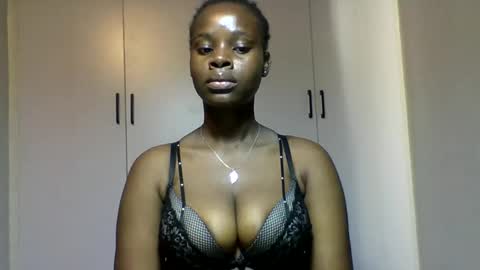 Snapshot of squiter_girlie chatting on 26, 11, 2025 Squiter online show from 26, 11, 2025