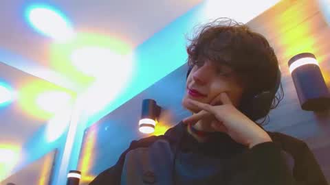 ethan online show from 31, 3, 2026