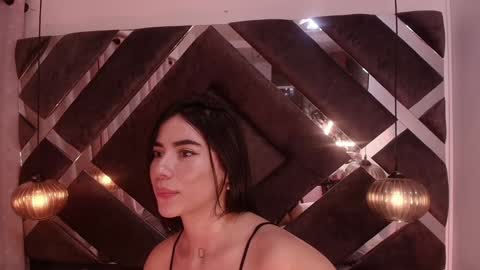 Snapshot of ss_samantha chatting on 13, 1, 2025 samantha online show from 13, 1, 2025