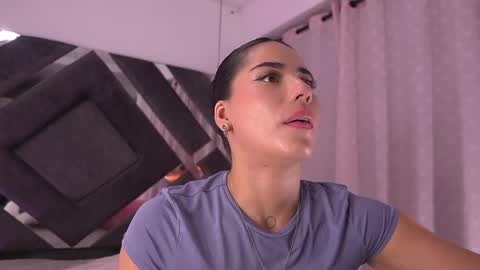Snapshot of ss_samantha chatting on 20, 9, 2025 samantha online show from 20, 9, 2025